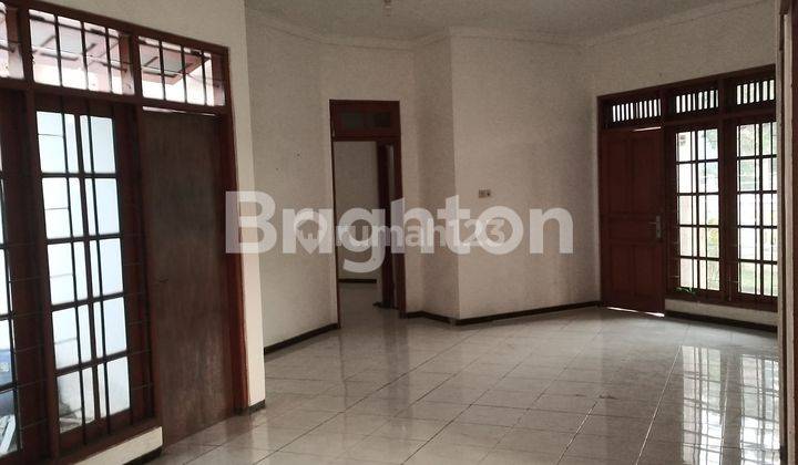 RUMAH DEKAT UNDIP DAERAH NGESREP 2