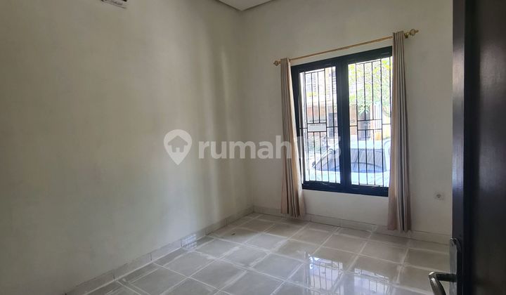 Ready-to-Occupy House in Bsb City 2