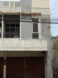 Ready-to-Use Shophouse in the Heart of Semarang City