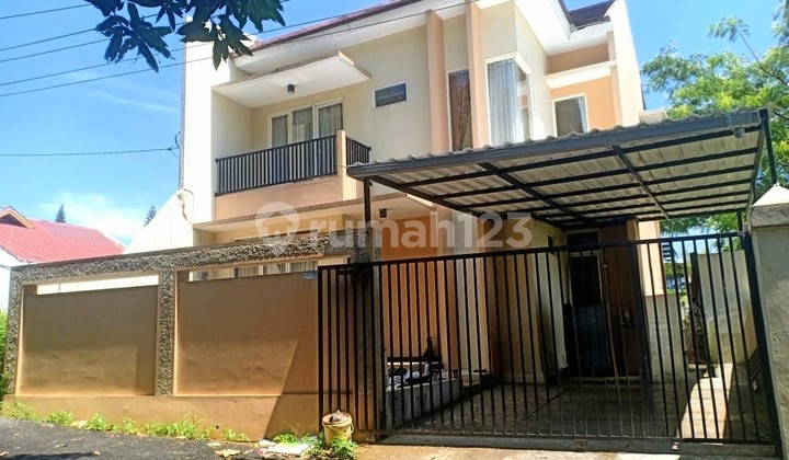 Rumah 2 Lantai di Bukit Sari 1