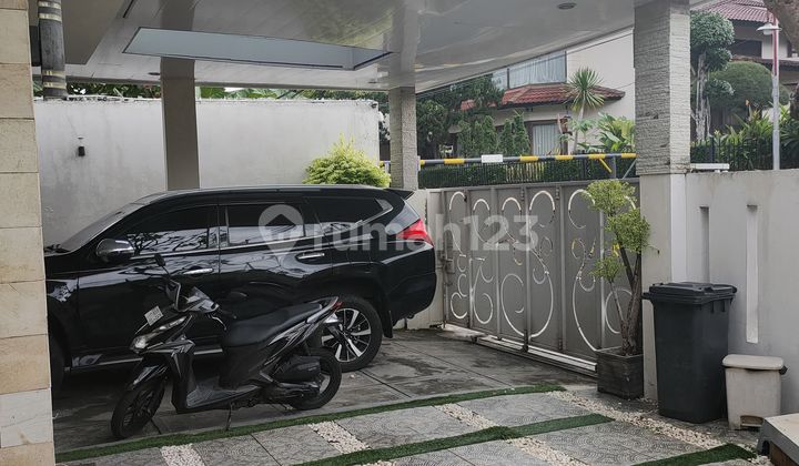 Ready-to-Use House with a Nice Rooftop View in Semarang Atas 2