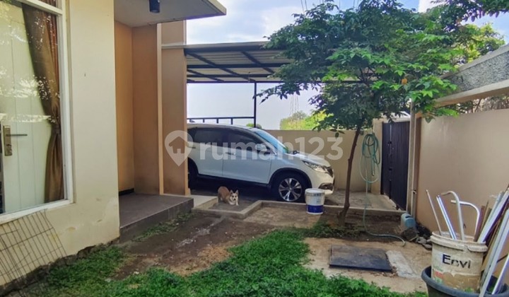 Rumah 2 Lantai di Bukit Sari 2