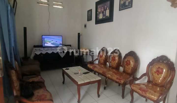 Rumah Siap Huni Pinggir Jalan Tengah Kota Jombang 2