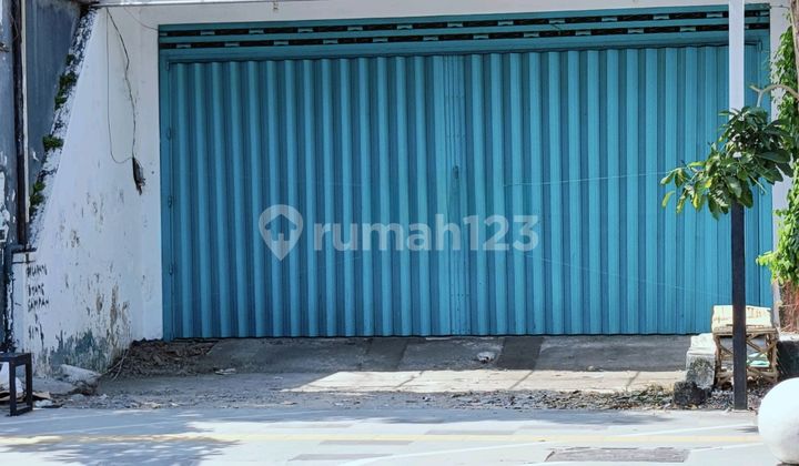 Ruko di Pusat Bisnis Siap Pakai di Jombang Ruko di Pusat Bisnis Siap Pakai di Jombang