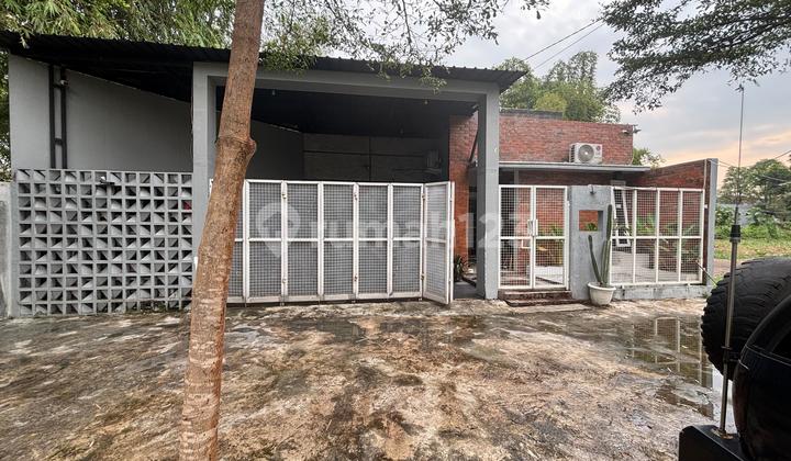 Luxury Minimalist House Ready to Occupy in Pattimura, Jombang 2