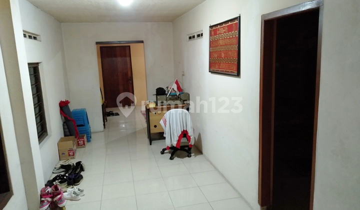 Rumah Istimewa 2 Lantai di Tengah Kota Jombang 2