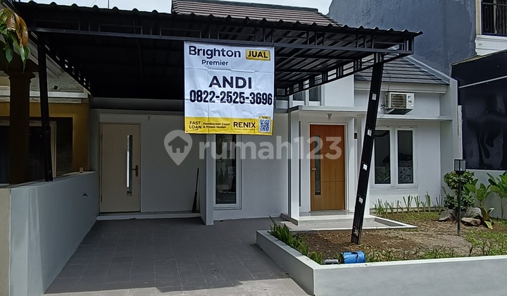 Modern Minimalist House in Citra Raya Jombang