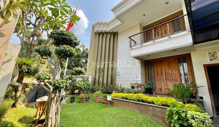 Rumah Mewah Full Furnished Full Granit Dan Jati Di Jakarta Barat 1