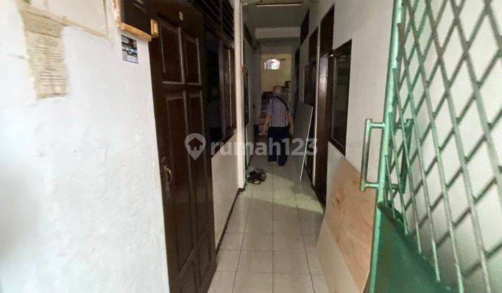 Jual Rumah Kos Tanah Tinggi 3 Lantai 20 Kamar Ada Kios Di Bawah 2