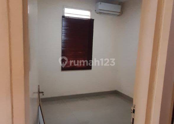 Rumah di Perumahan Kedoya baru 4