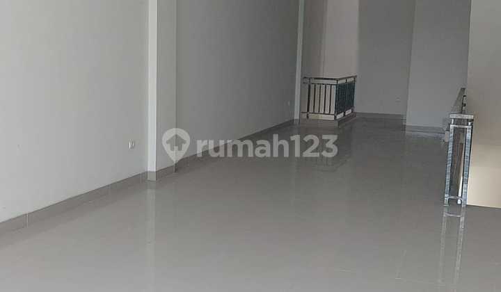 Disewa Ruko di Pantai Indah Kapuk