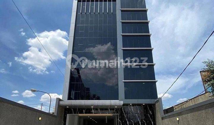 Gedung Baru 4.5 Lantai Cawang Jakarta Timur 1