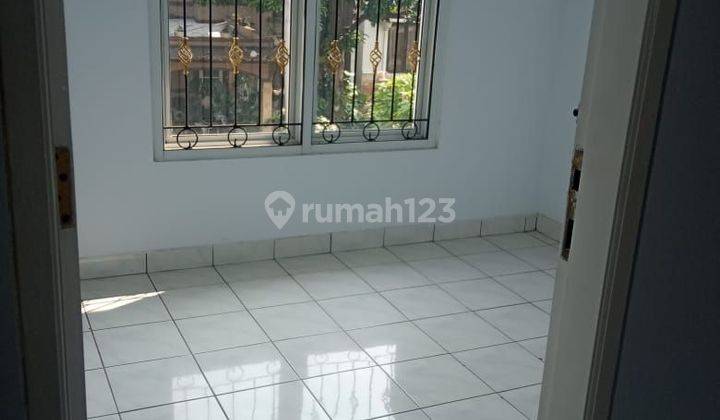 Di Jual Rumah Di Legenda Wisata Cibubur 2