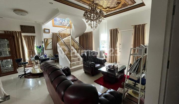 Di Jual Cepat Rumah Hook di Kota Wisata Cibubur 2