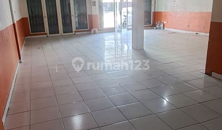 For Quick Sale: Attached Canadian Townhouse in Kota Wisata Cibubur 2