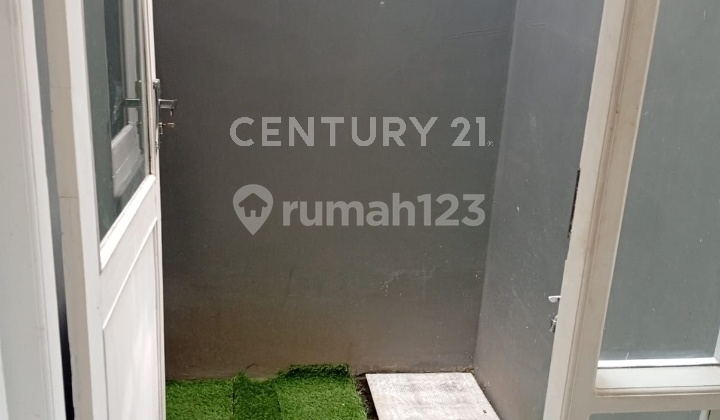 Rented House Furnished New Well-Maintained Building In The Center Of Cirebon City