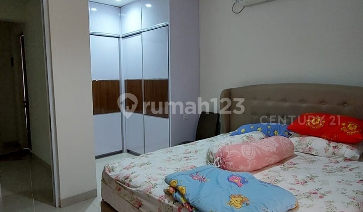 Modern House in Cresent Tree Citraland Cirebon 2