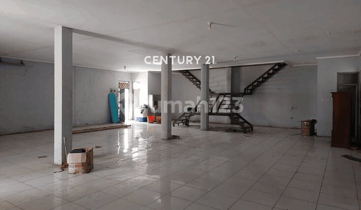 2-Story Shop House in a Strategic Location at Pelandakan, Cirebon 2