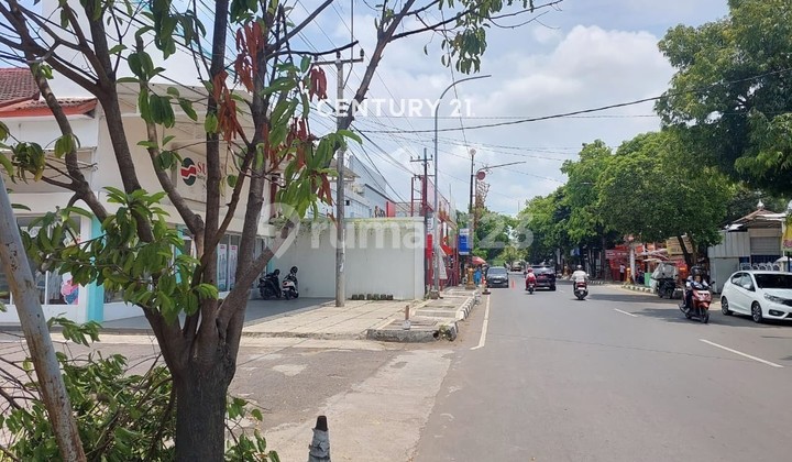 2-Story Shophouse on Jl. Jendral Sudirman, Premium Area Indramayu 2