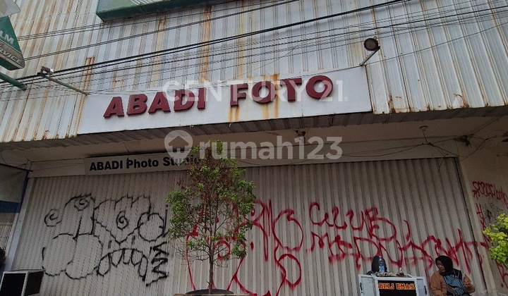 2-Story Shop House on Pasuketan Street, Cirebon 2