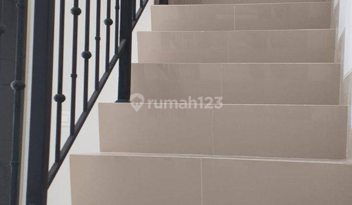 Disewakan Rumah di Millenium City Cluster Alton Parung Panjang 7