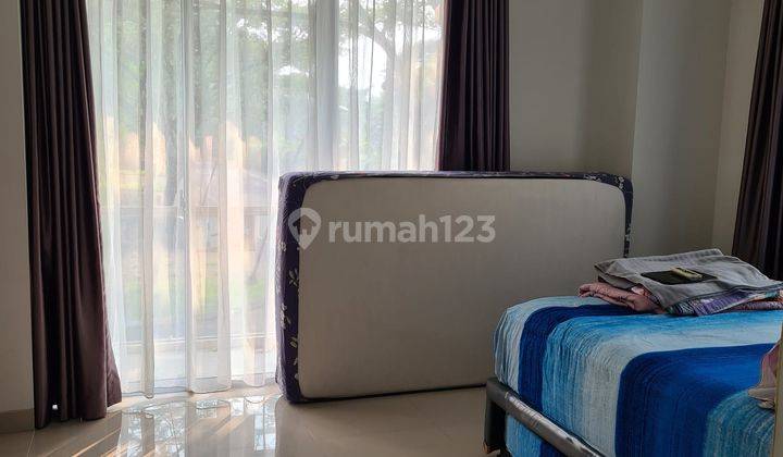 Apartemen Full Furnish Rainbow Springs di Gading Serpong 2