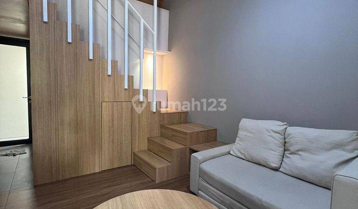 Rumah 2 Lantai Furnished di Fleekhauz Bsd City Tangerang 2