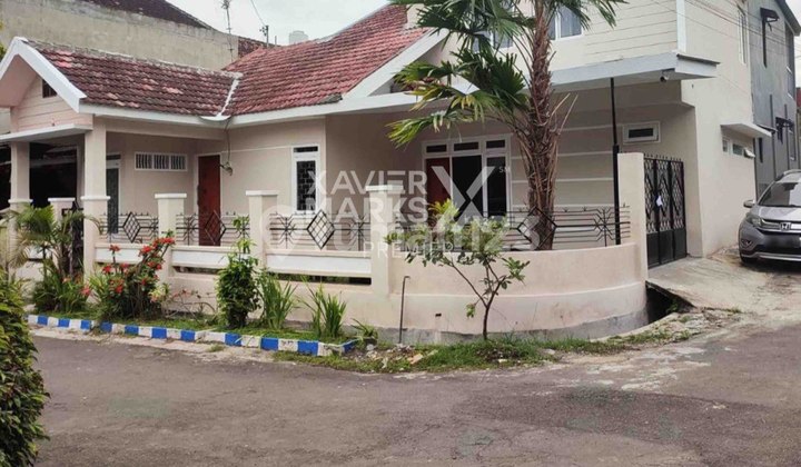 Rumah Mewah Posisi Hook Tunjungsekar Kec. Lowokwaru Kota Malang