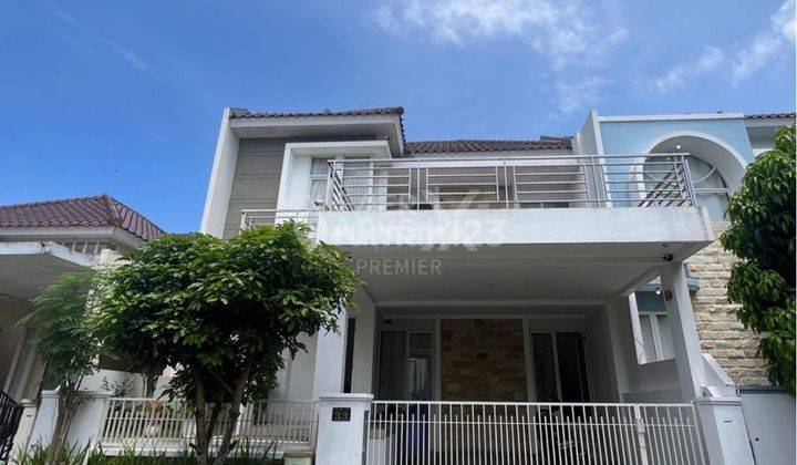 Rumah Spacious Modern Minimalis di Villa Puncak Tidar Malang 1