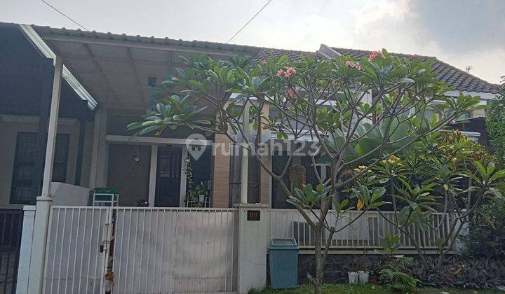 Rumah Murah Super Terawat di Atrani Residence Wagir Malang 1