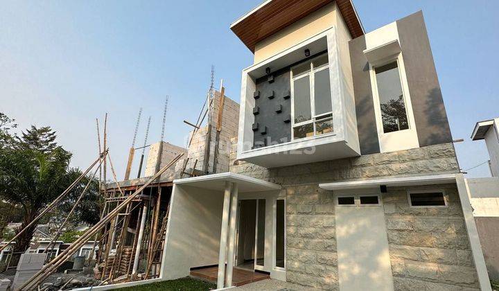 Rumah Baru Ready Stock Jl.dieng,2 Lantai Strategis di Kota Malang 2