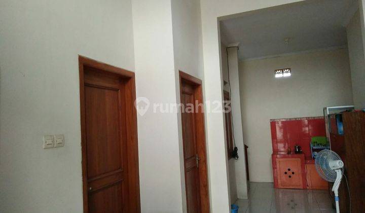 Rumah Cantik di Buring Tengah Kota Malang  2