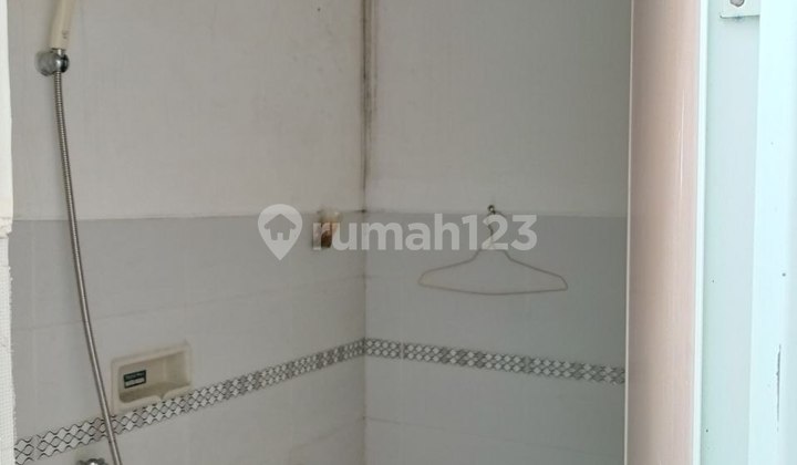 RUMAH BUMI MONDOROKO KONDISI PERLU RENOV - SINGOSARI -MALANG 2