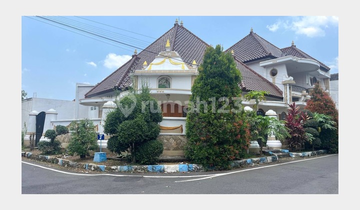 SUPER CHEAP HOOK HOUSE IN SUKUN HOUSING MALANG CITY ONE STEP AWAY FROM S.SUPRIADI MAIN ROAD 1