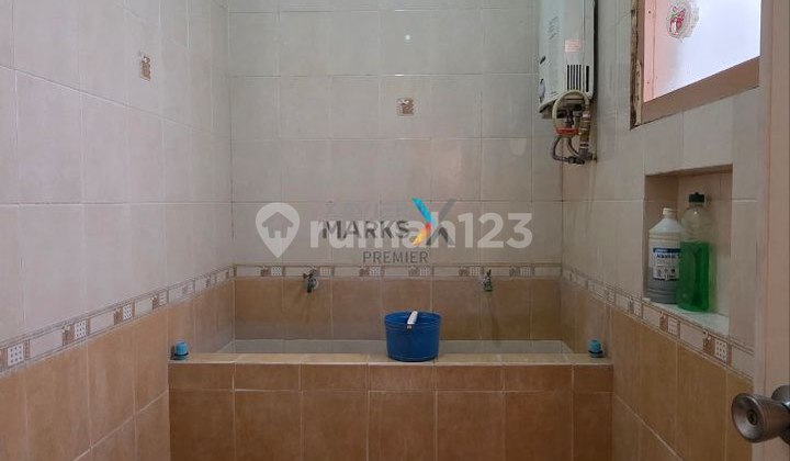 Ready-to-Occupy & Well-Maintained House on Janti Street, Sukun, Malang City. 2