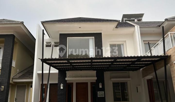 Disewakan rumah  cantik baru renovasi di cluster Feronia alam' sutera 
