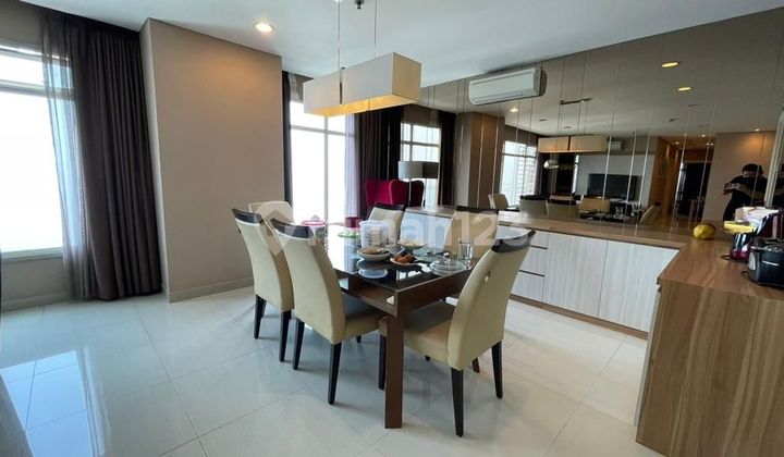 Beautiful fully furnished apartment with beach view