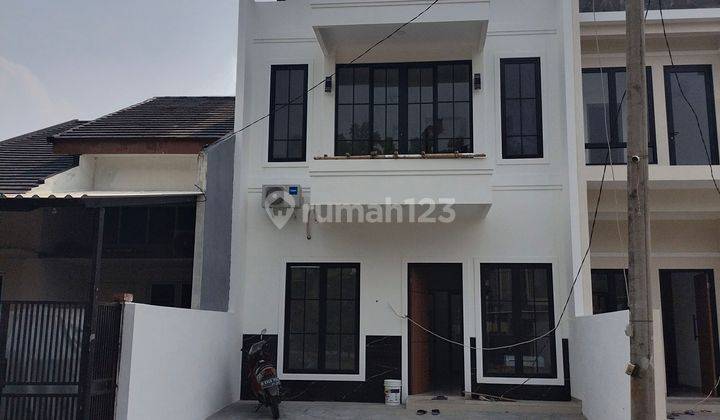 Rumah Depan Taman 2 Menit Ke Pintu Tol 1