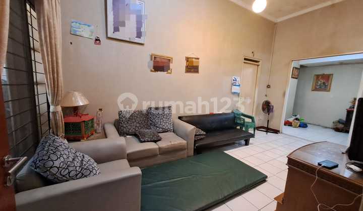 Dijual Rumah SHM di Villa Melati Mas Harga Nego
