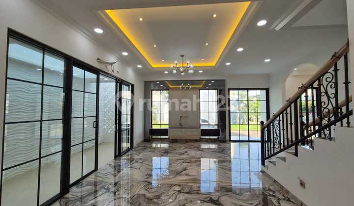 Semi-Furnished 4-Bedroom Hook House, Negotiable Until Deal Semi-Furnished 4-Bedroom Hook House, Negotiable Until Deal