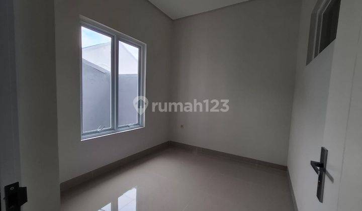 Dijual Rumah Unfurnished Di Villa Melati Mas Bagus 2