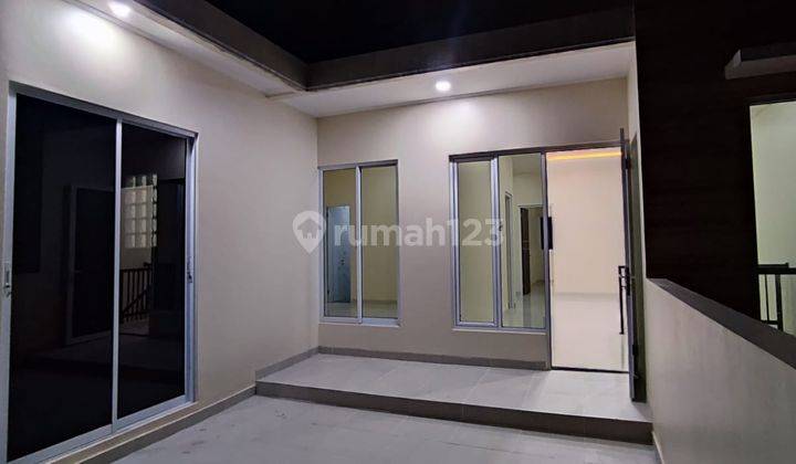 Dijual Rumah Di Villa Melati Mas 2 Lantai 2