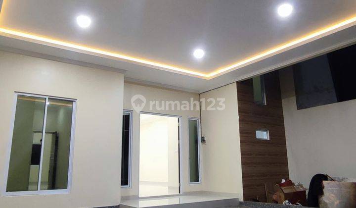 Dijual Rumah Di Villa Melati Mas 2 Lantai 1