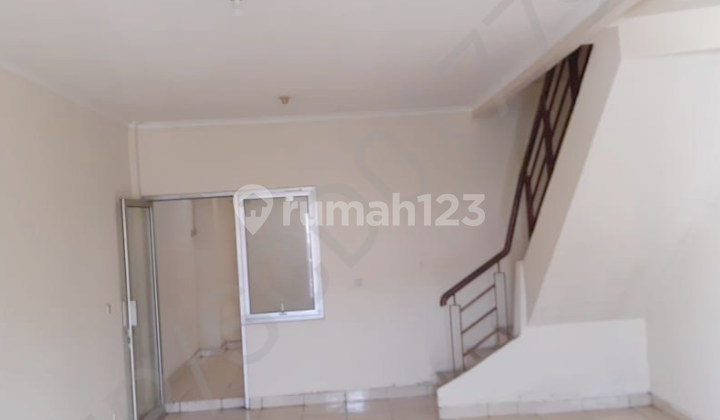 Disewa Rumah Tinggal 2 Lantai Murah Taman Surya Jakarta Barat 2