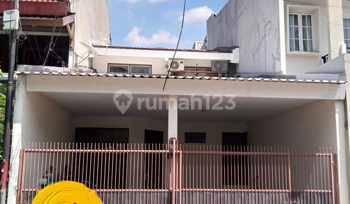 For Sale Fast Nice House SHM Flood-Free 2 Floors in Kelapa Gading 1