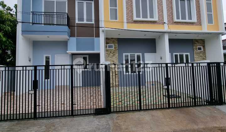 Minimalist 2-story new house with 3 bedrooms, flood-free in Kelapa Gading 2