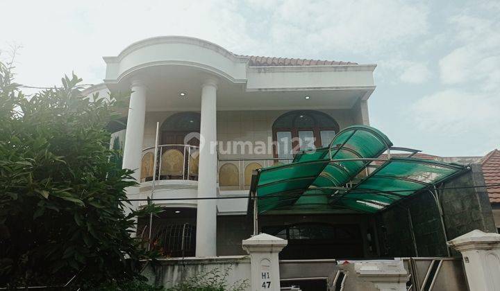 Dijual rumah mewah hoek 3,5 lantai 6 kamar di kelapa gading 1