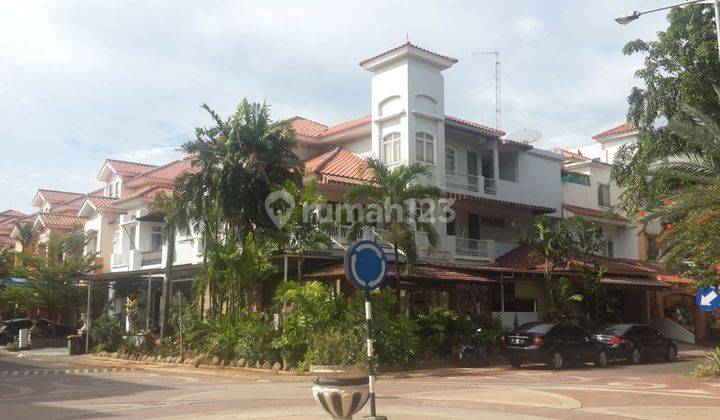 Dijual rumah hook minimalis 3,5 lantai bebas banjir di kelapa gading 1