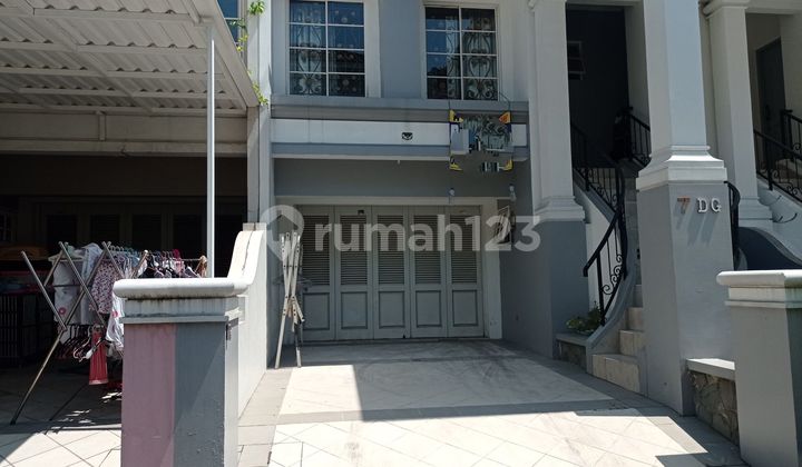 For sale cheap luxurious 3-story ready-to-live elite flood-free house in Kelapa Gading. 2