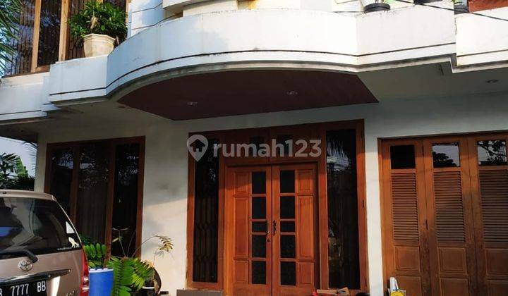 RUMAH MEWAH INDAH  TEDUH , NYAMAN KELAPA GADING 1